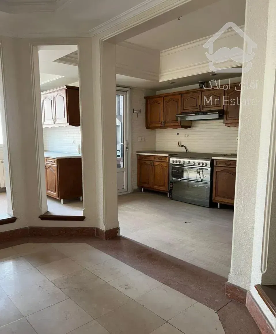 اپارتمان ۲۷۰ متر نفت