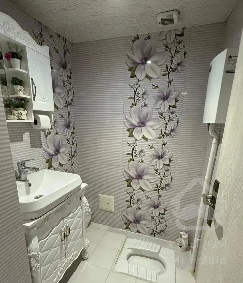 فردوس غرب ۸۶ متر دو خواب فول امکانات