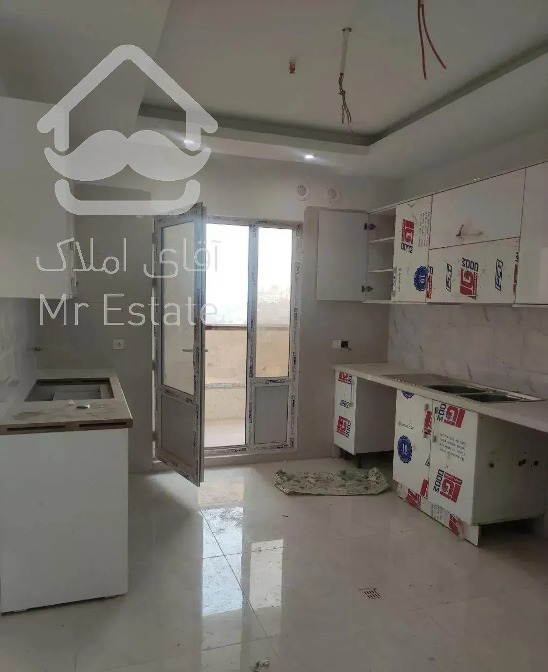 ۱۸۰ متر/۳خواب/برج مجلل/ویو ابدی