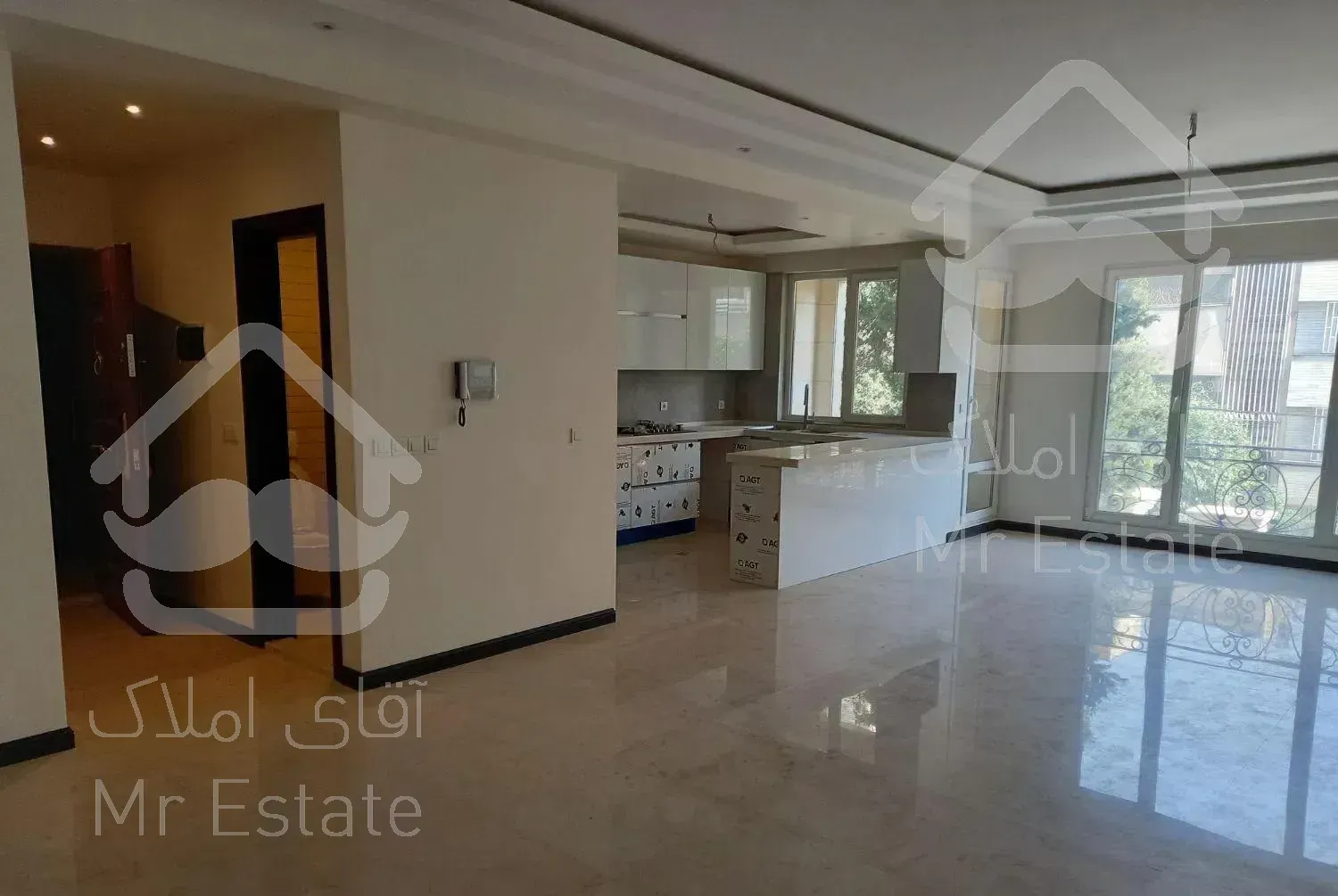 شیخ بهایی شمالی۱۲۴متر ۳ خوابه