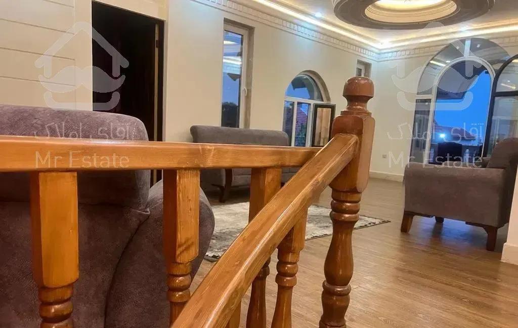 ویلا استخردار مدرن   صاحب ملک