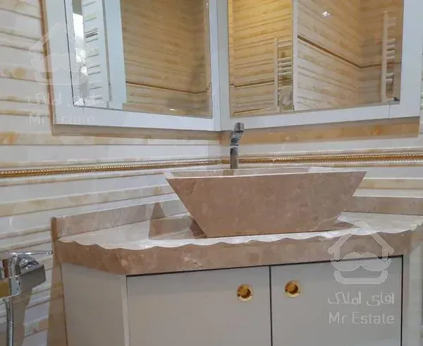 آپارتمان ۱۱۰ متری فاز۴ مهرشهر