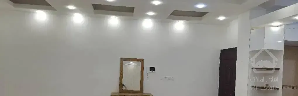 رهن و اجاره واحدصدمتری،طبقه اول،کریم آباد