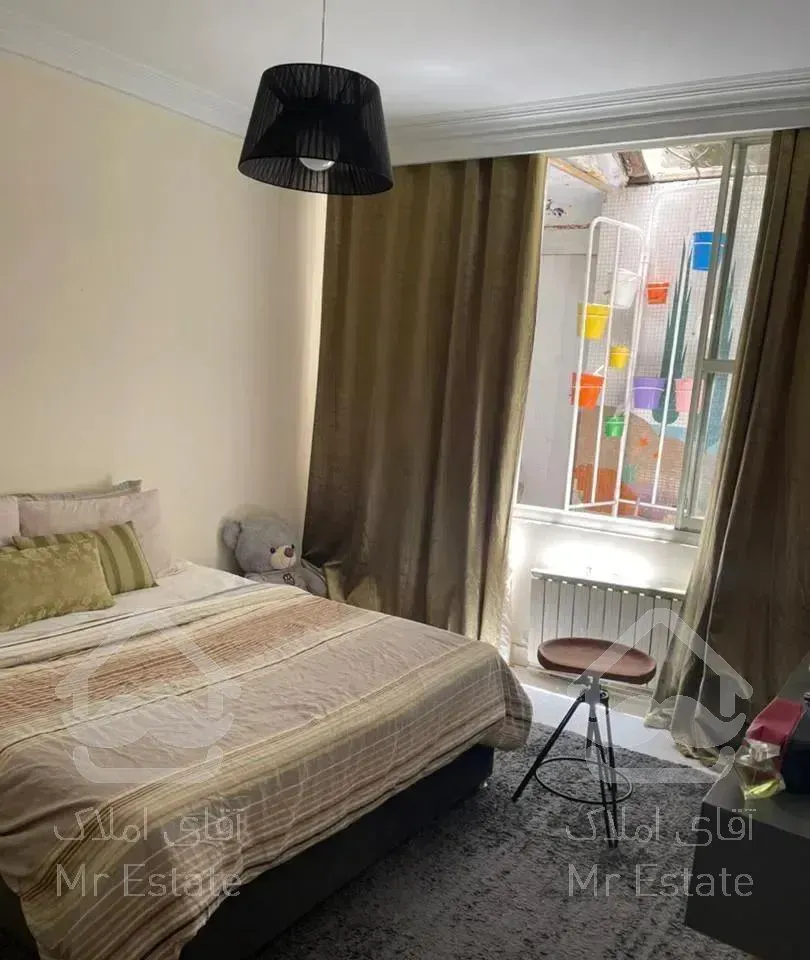 جردن ۹۵ متر ۲ خواب تک واحدی روبروی پارک ملت