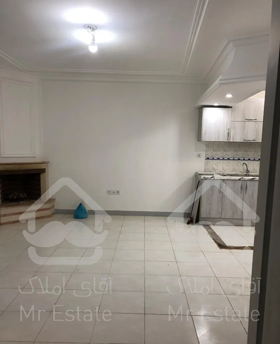 آپارتمان طبقه اول باپارک اختصاصی در سعدی(بازارروز)