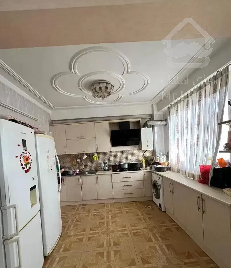 واحد ورودی  خیابان رجایی