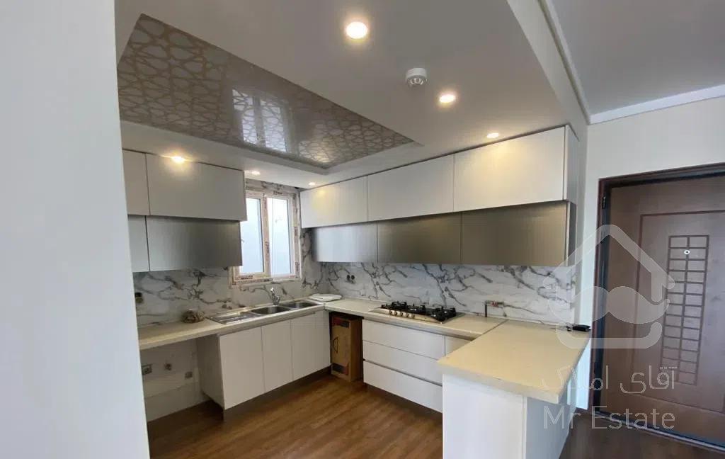 92 نوساز شمال شهرآرا طبقه آخر بدون مشرف