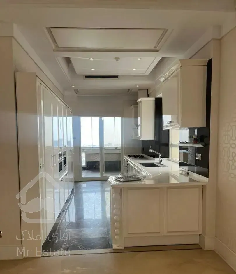 ۳۰۰ متر / قلب دروس / تک واحدی