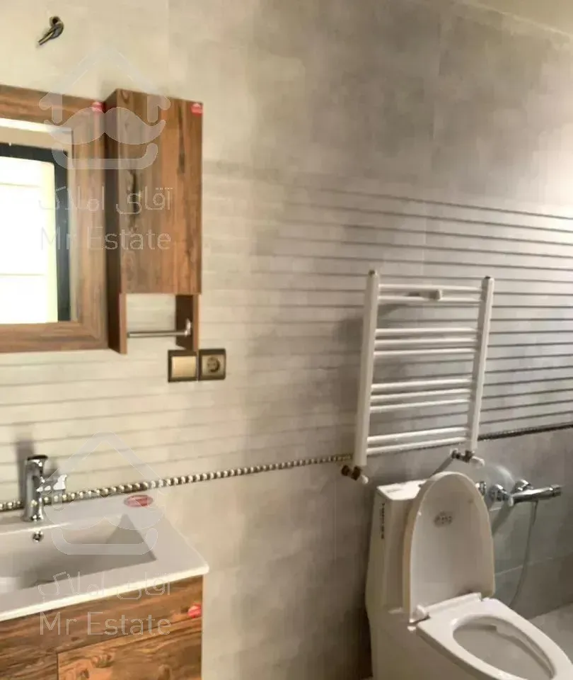 ۱۴۰ متر سه خوابه تراس