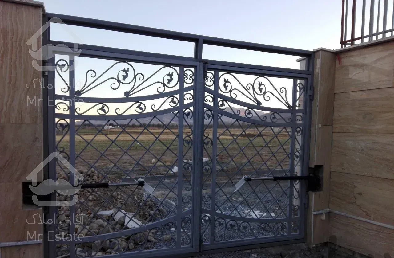 درب اتوماتیک کرکره برقی پارکینگی در شیشه ای تعمیر