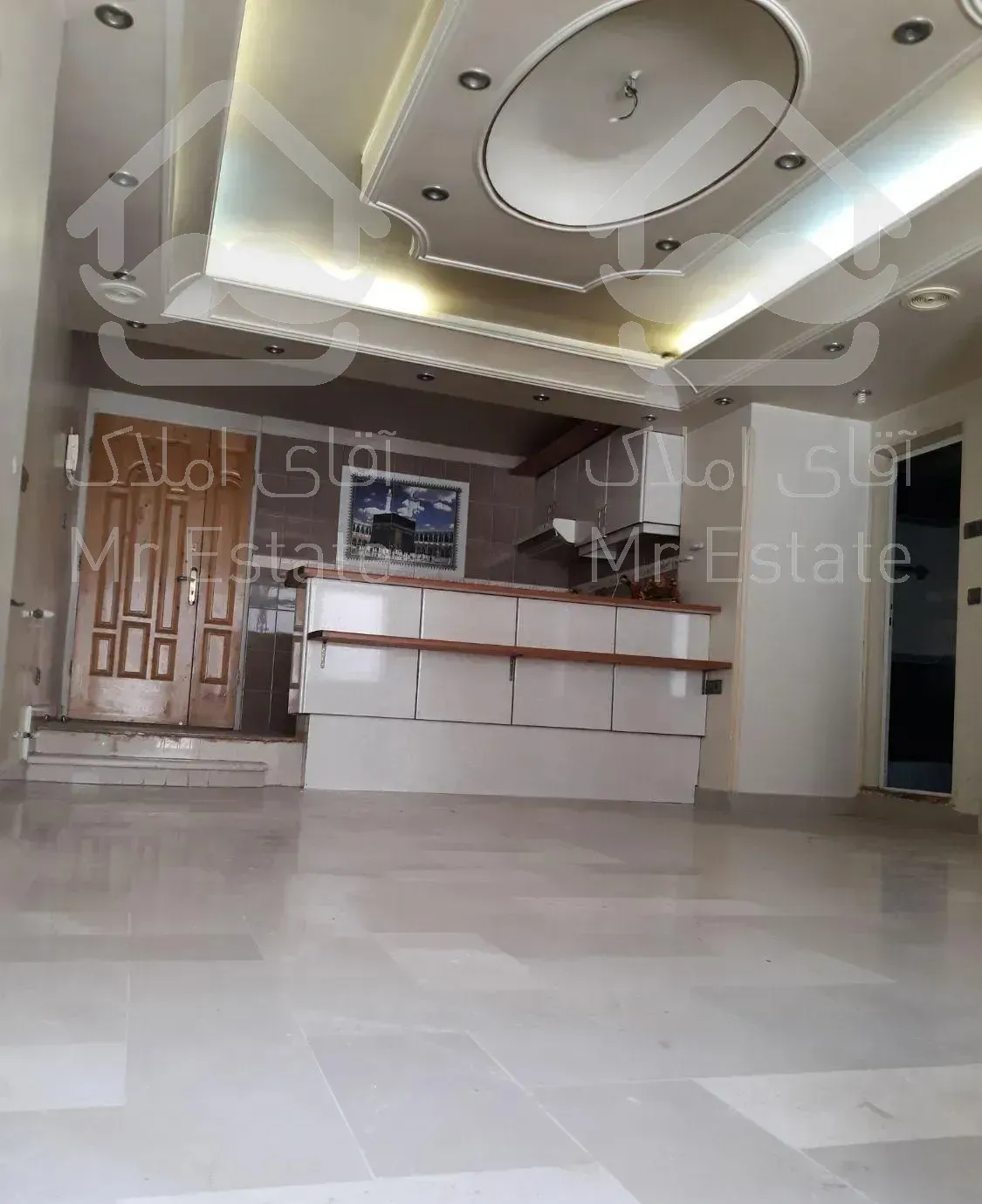 آپارتمان ۶۰ متری/تک واحدی/حیاط دار