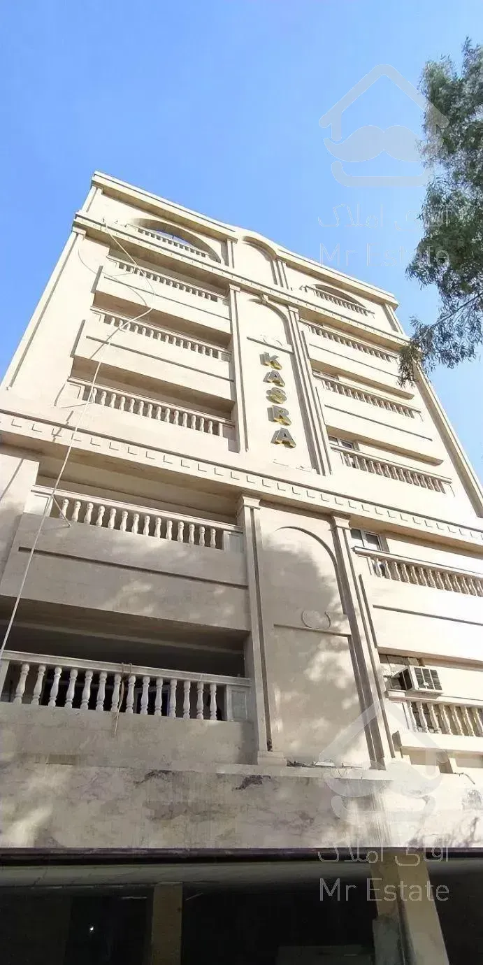 3+125خواب مستردار دوربرنما طبقه3جلو تراس بزرگ