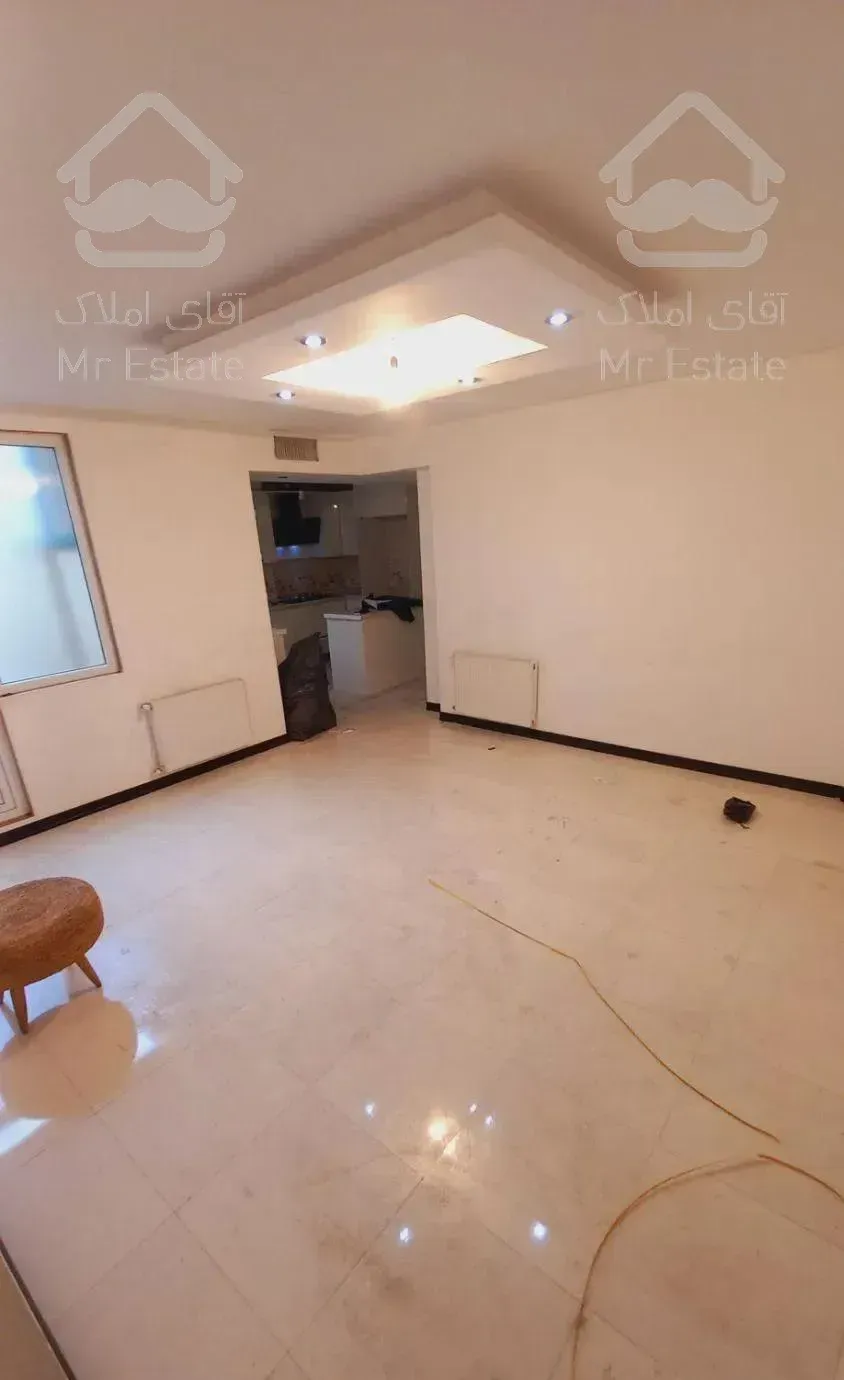 78متر فول امکانات خوش نقشه بدون پرتی کن