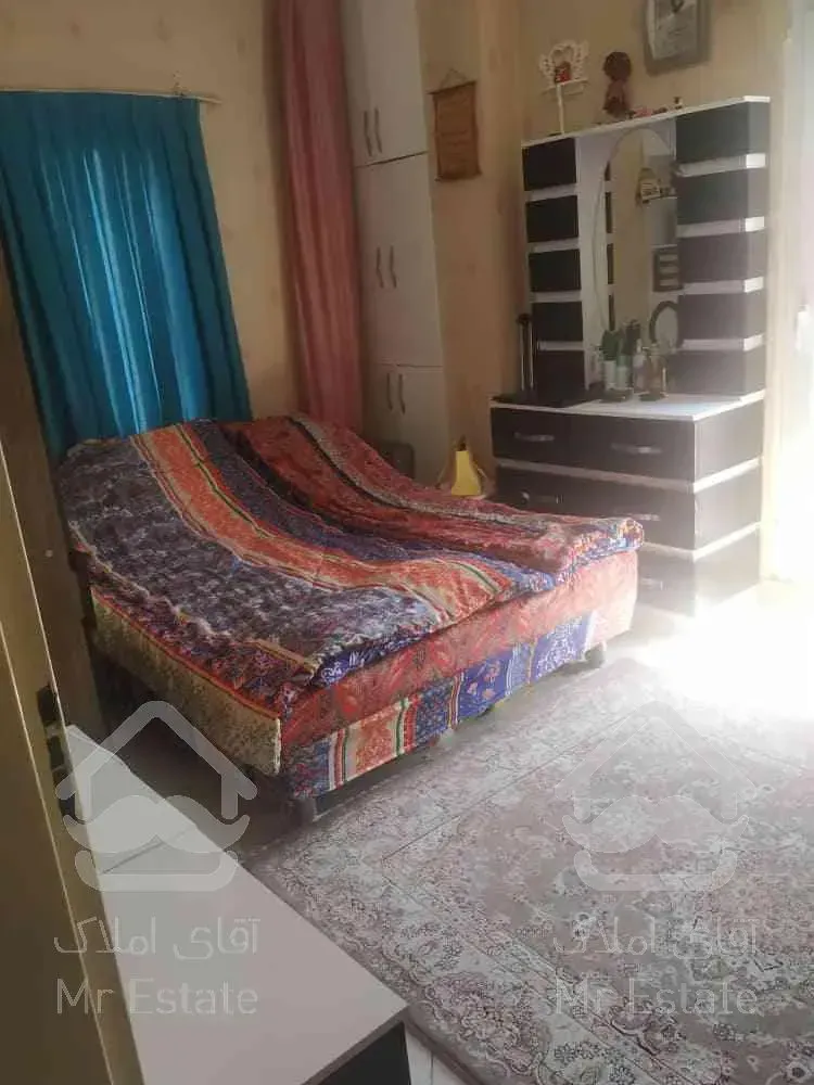 50 متر یک خواب ؛ پلیس