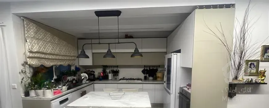 فروش آپارتمان ۱۱۶ متری ۳ خوابه در سنایی