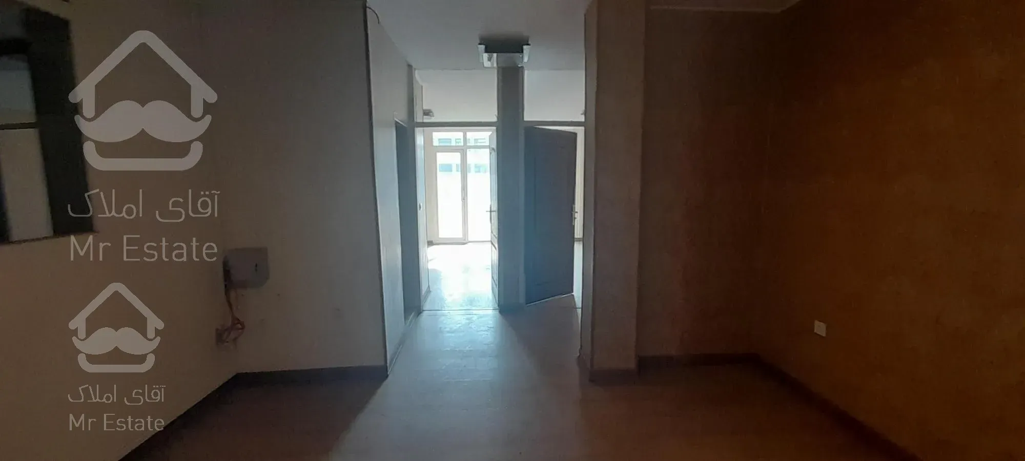 ۱۳۷ متر سند اداری شمال جردن ۴ پارکینگ