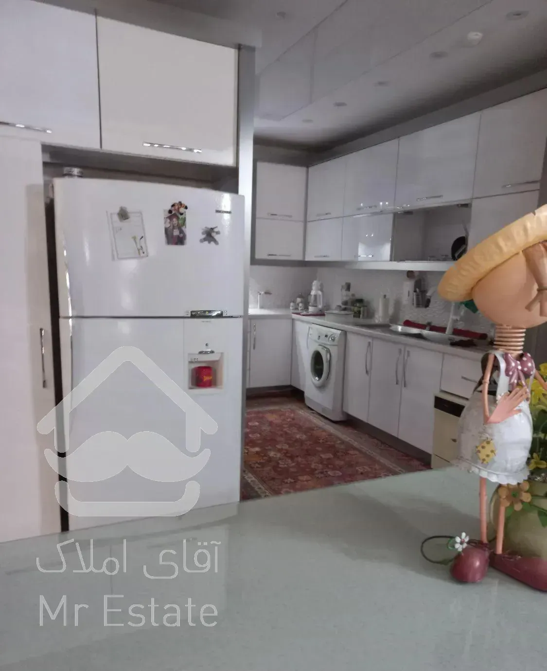 آپارتمان ۱۷۰ متر / ۱۰۰ متر حیاط اختصاصی