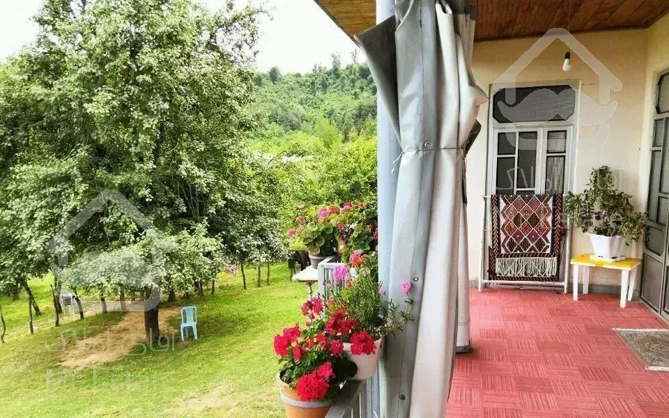 ویلا تراس دار کنار جنگل و نزدیک به شهر