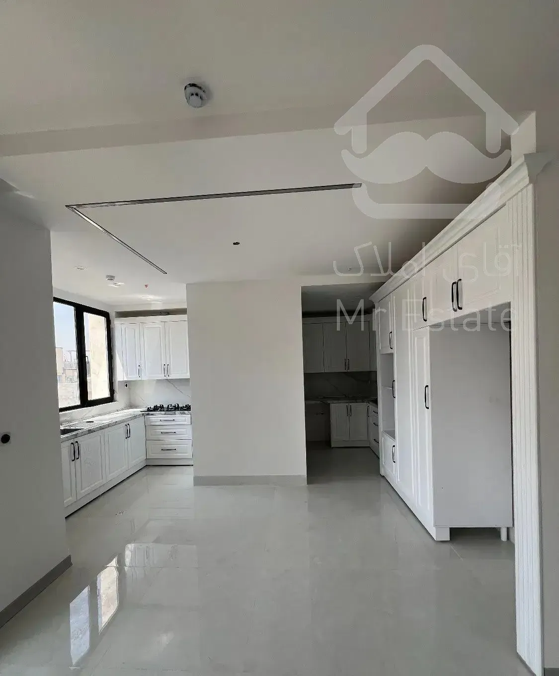 ۱۵۰ متر ۳ خوابه غرق نور/نزدیک به حاشیه خ امام رضا