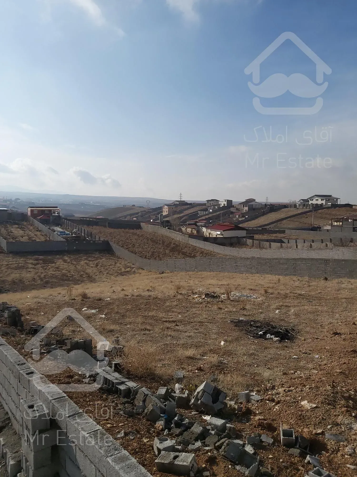 ۲۰۵۷ متر مناسب ساخت زیبا ترین ویلا