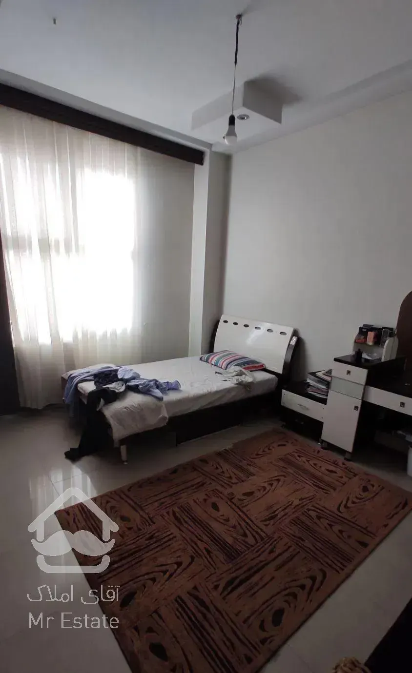 آپارتمان 200 متری /3 خواب/فاز 3 مهرشهر