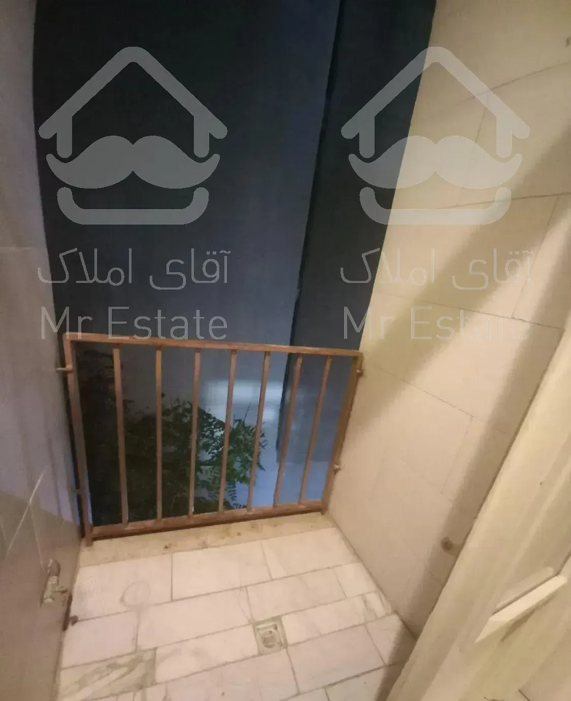 83 متر / مناسب زوجین و خانواده