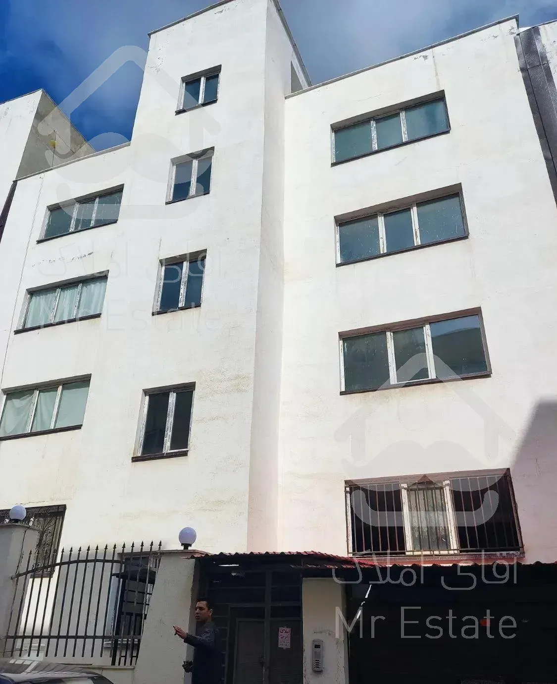 ۱۰۵ متری در شرق تهران