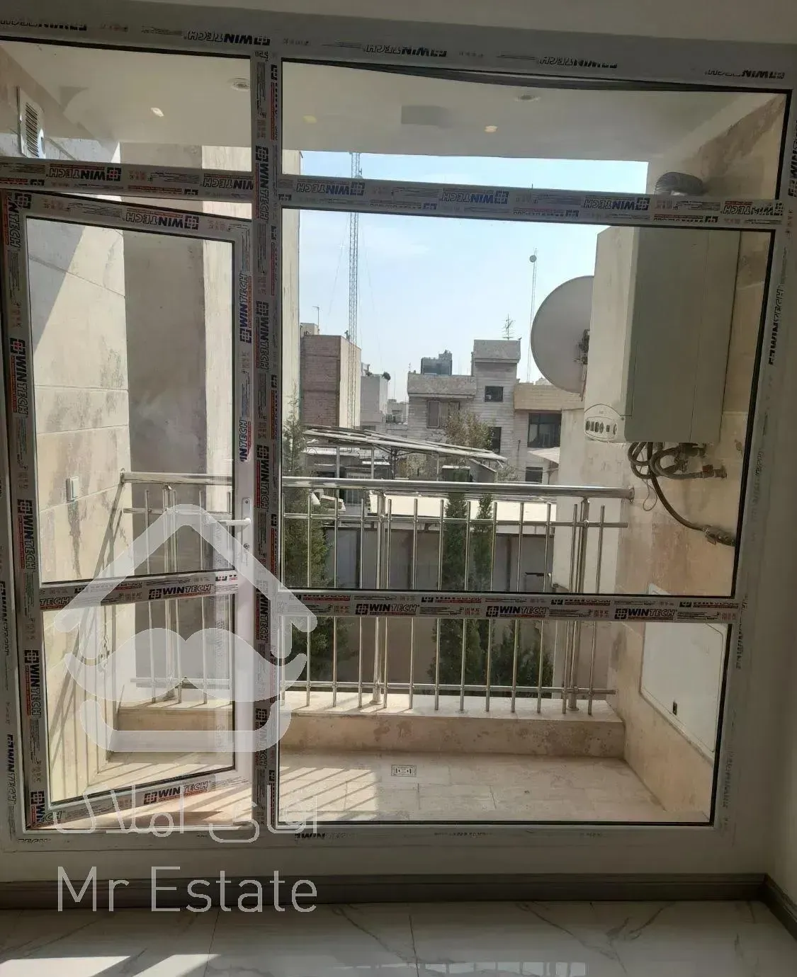 آپارتمان ۸۲متر نوساز تکواحدی فول ( خردمند شمالی )