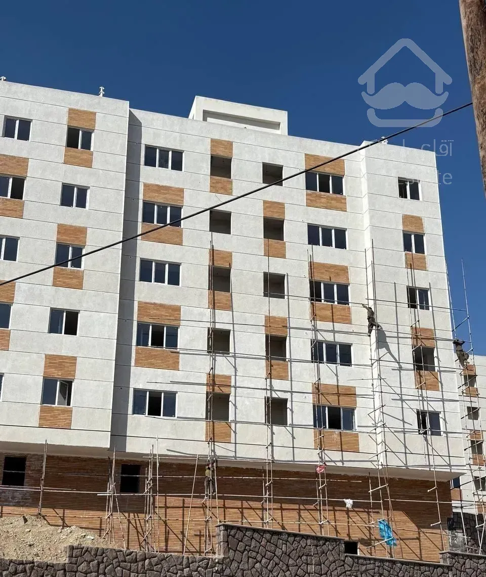 اپارتمان 100 متری موقعیت خانه دار شدن