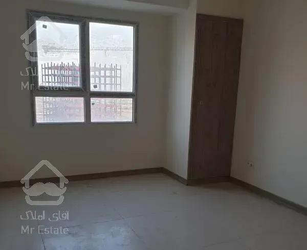 130 متر سه خواب تمیز در کوهک