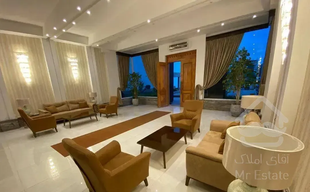 رهن سالانه واحد در برج بهشت 128 متری