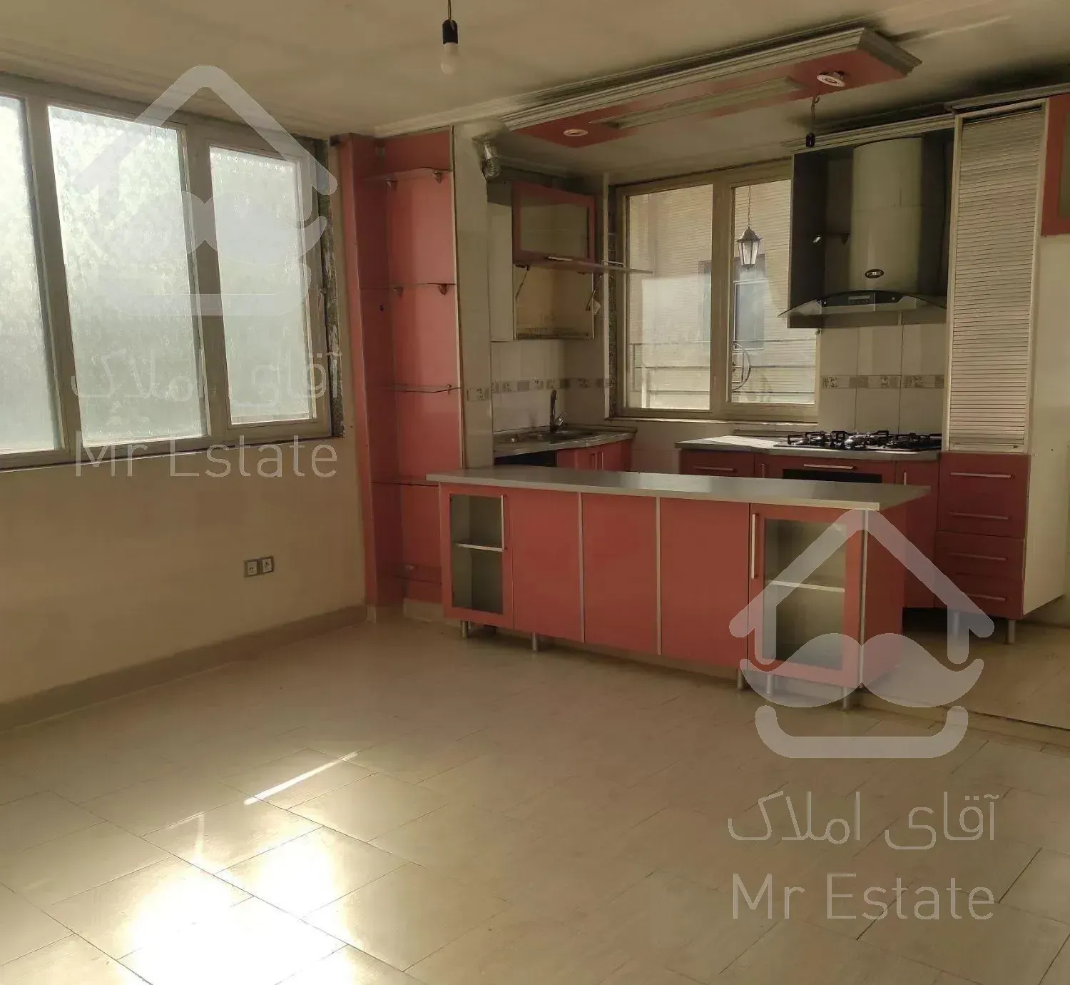 ۵۰متری تکواحدی غرق نور