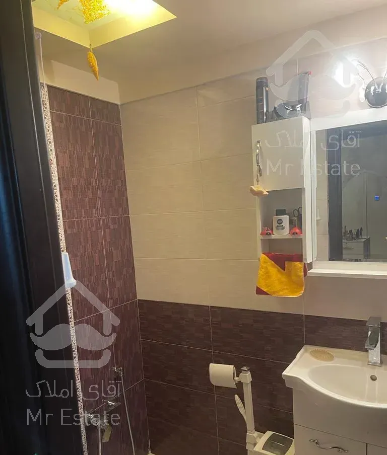 روبروی متروشریعتی۸۲متر۲خواب لابی مجلل۵ساله