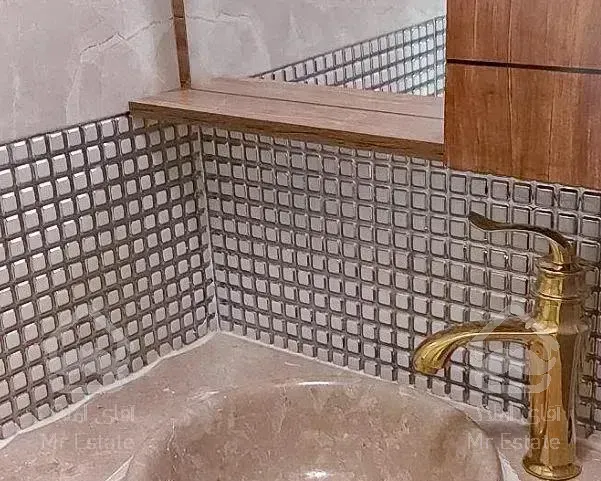 100متر نوساز باانباری بزرگ متروصادقیه