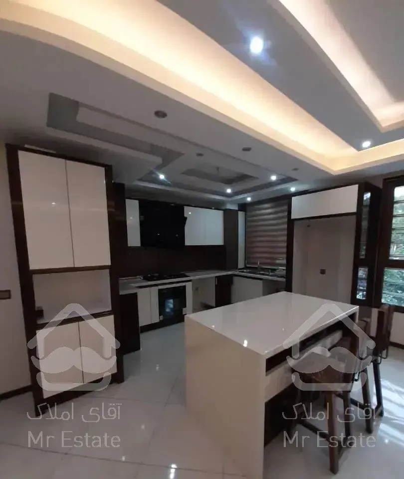 آپارتمان ۱۳۵متری رهن واجاره کیا منصوری ۲ پارکینگ