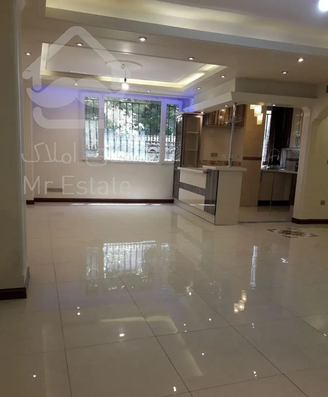 ۱۶۸ متر سه خواب افتابگیر