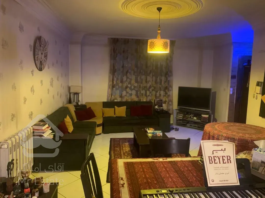 ٦٠ متري واقع در كوي بيمه