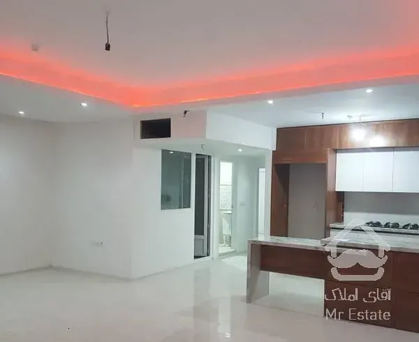 108متر فول امکانات رو به افتاب خوش نقشه فاز4