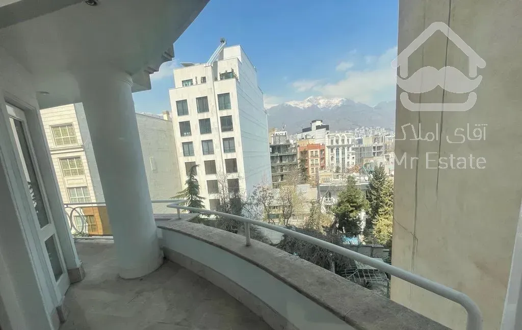 140 متر * تراس قابل چیدمان * نیاوران