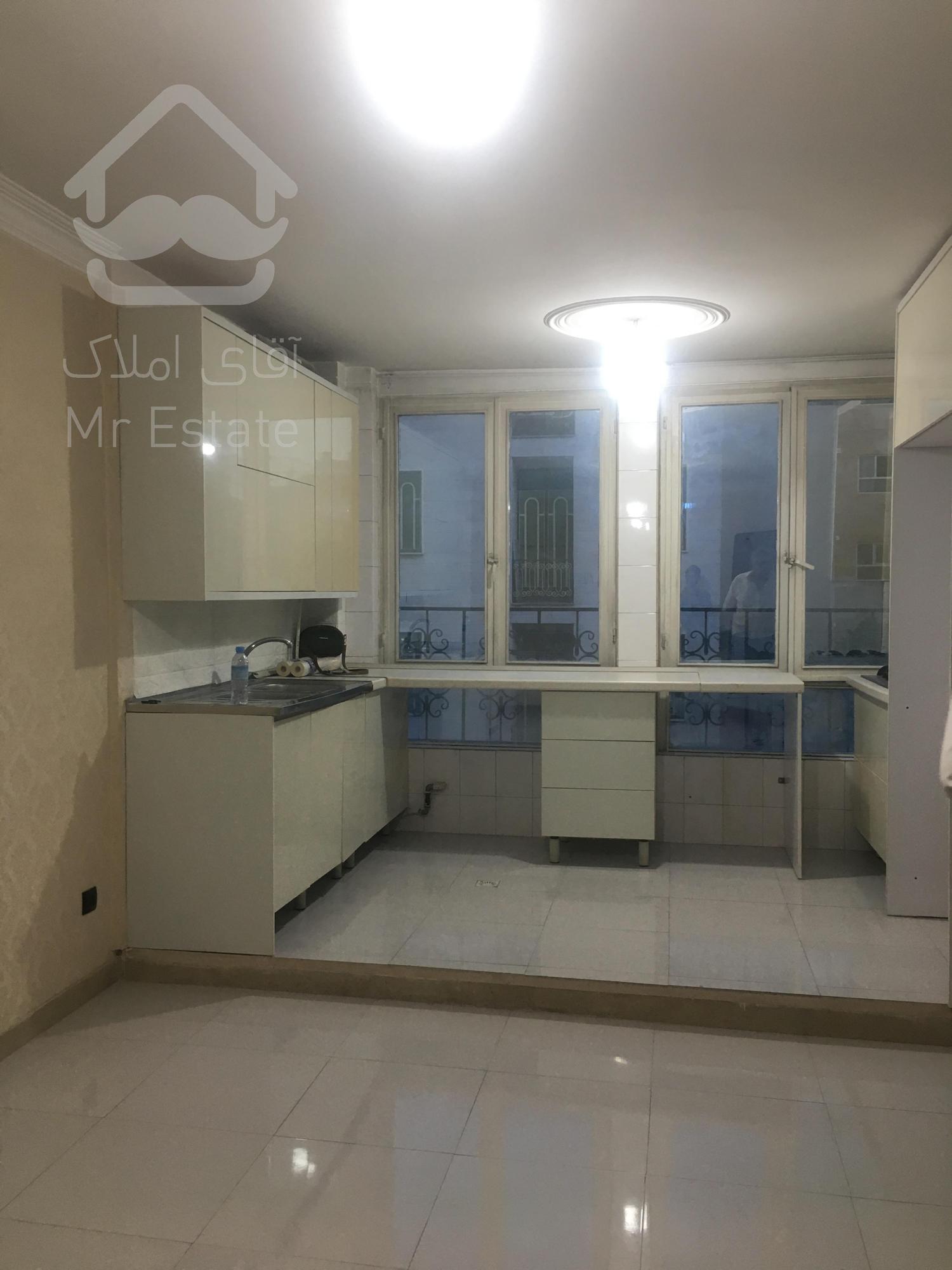 ۴۳ متر لوکیشن فوق العاده بالای دامپزشکی