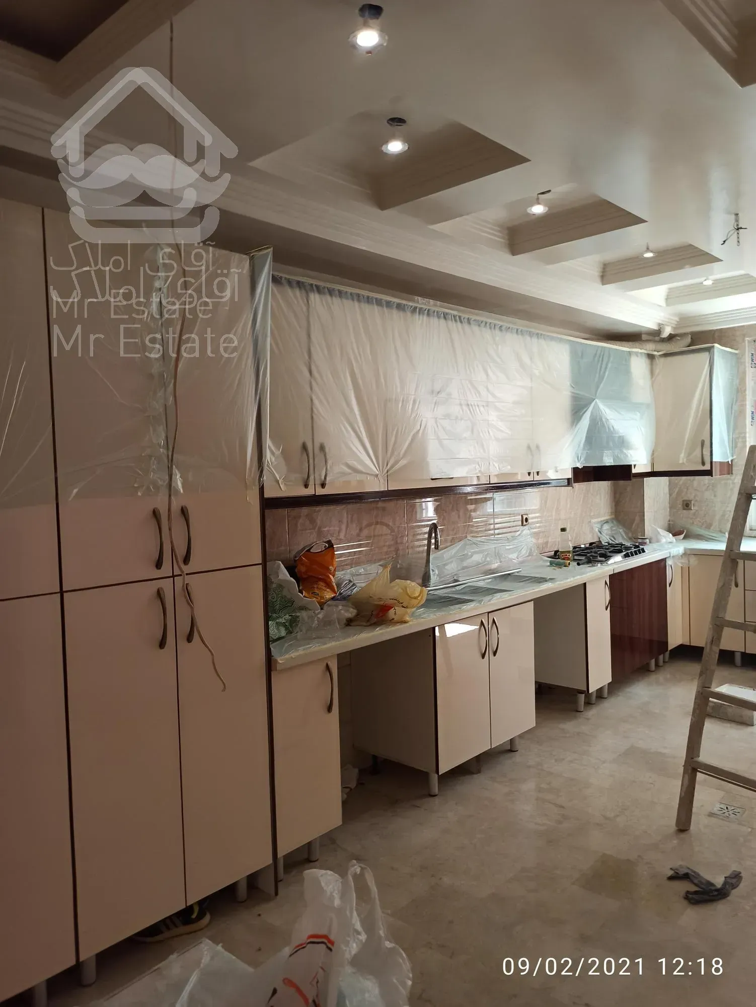 ۲۱۰ متر/۳خوابه/مستر/فول/نوساز/بهترین بن بست سازمان برنامه مرکزی