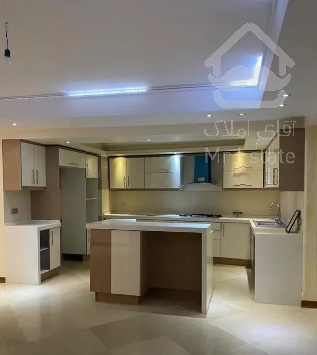 آپارتمان ۱۵۰ متری ۳ خوابه کلیدنخورده با لابی