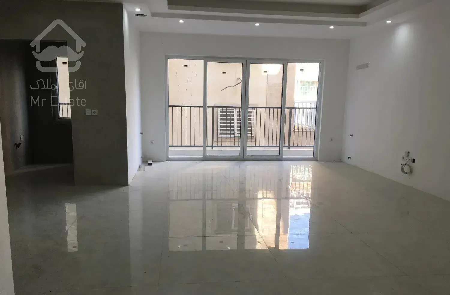 ۱۲۲ متر صفر تراس سراسری + حیاطخلوت سلمان فارسی