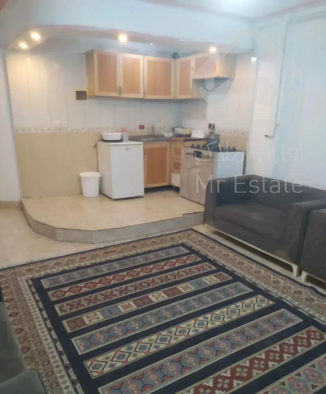 اجاره شش ماهه آپارتمان رو به دریا برای کاسبی