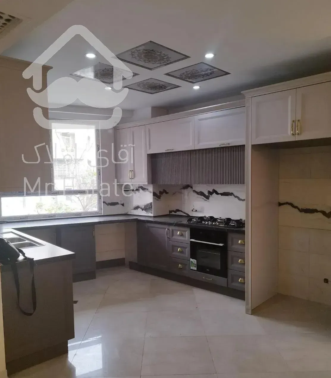 ۹۴متر/کلید نخورده/فول امکانات/تهران ویلا