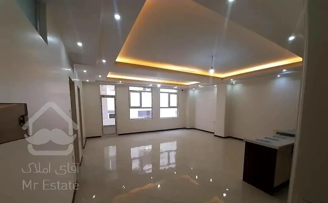 ۸۶ متر / کلید نخورده / خیابان روبرت لازار