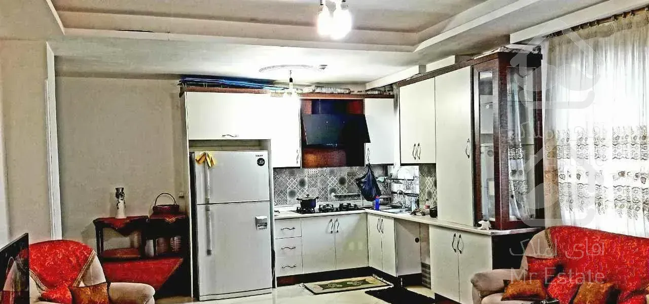 آپارتمان ۶۵ متری / پارکینگ / آسانسور / انباری