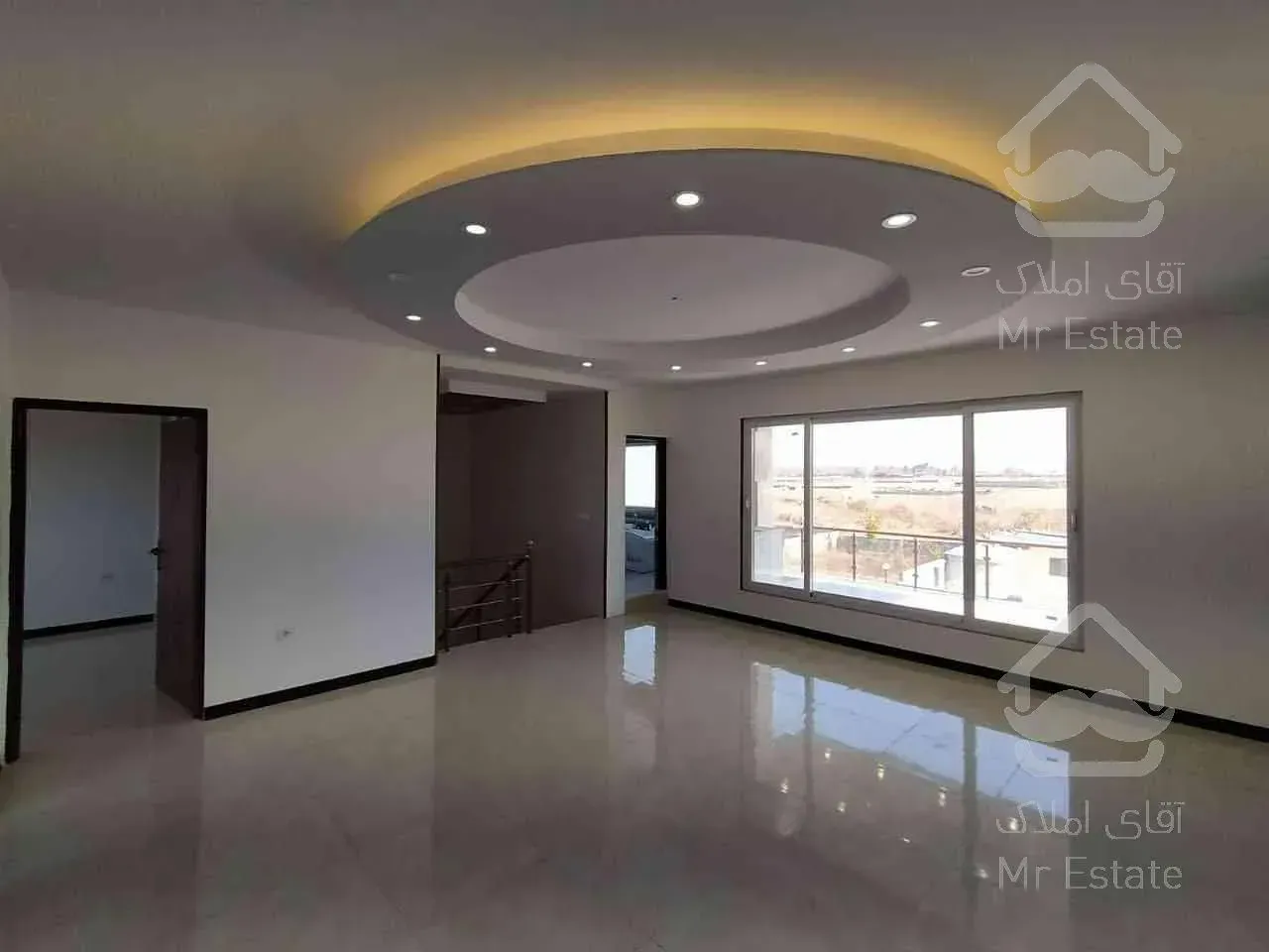 فروش ویلا ۲۵۰متری