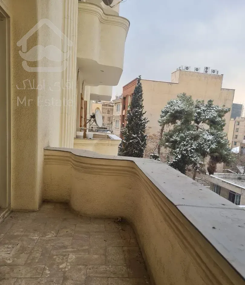 رهن آپارتمان ۱۴۰ متری ۳ خوابه در چیذر