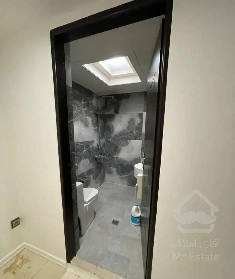 نیاوران شمال کاخ ۱۱۰متر ۲خواب لوکس